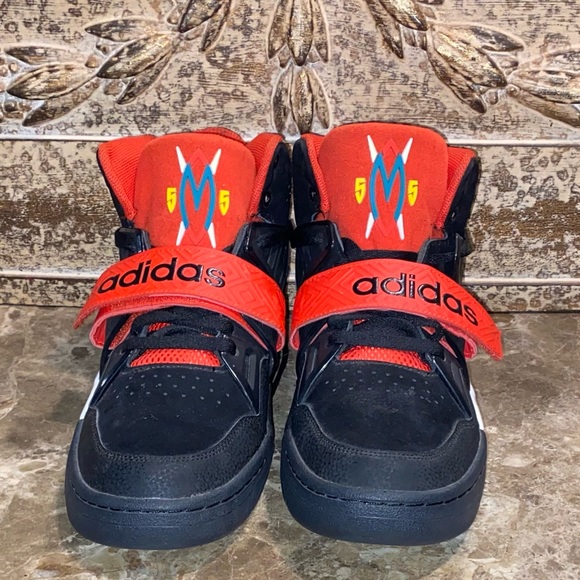 Adidas Mutombo TR Black Basketball Shoes main image 10